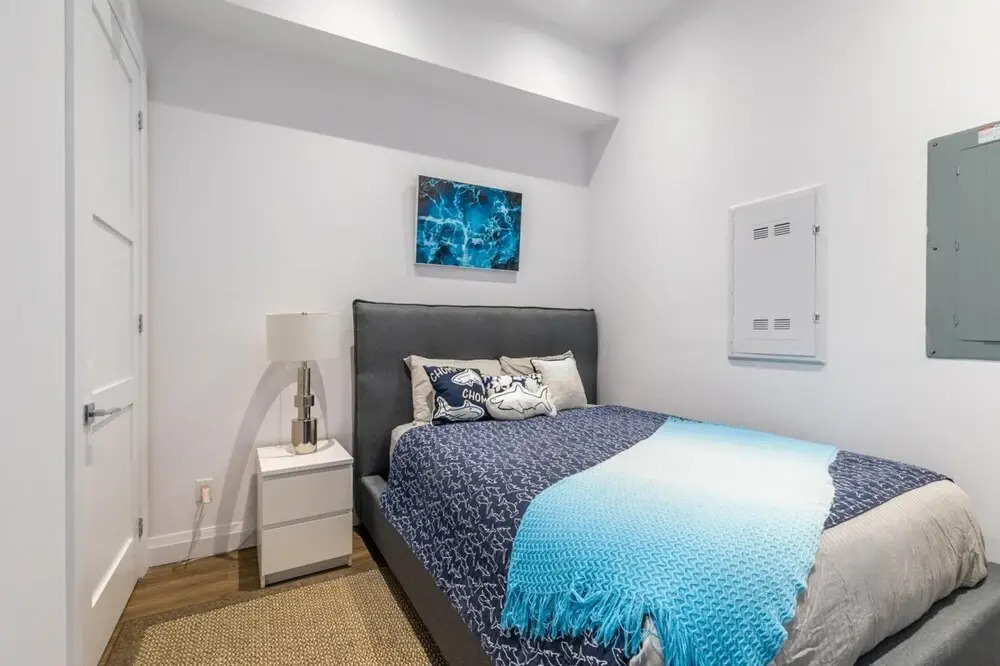 2BR 2 Storey Loft Free Parking Gym 4