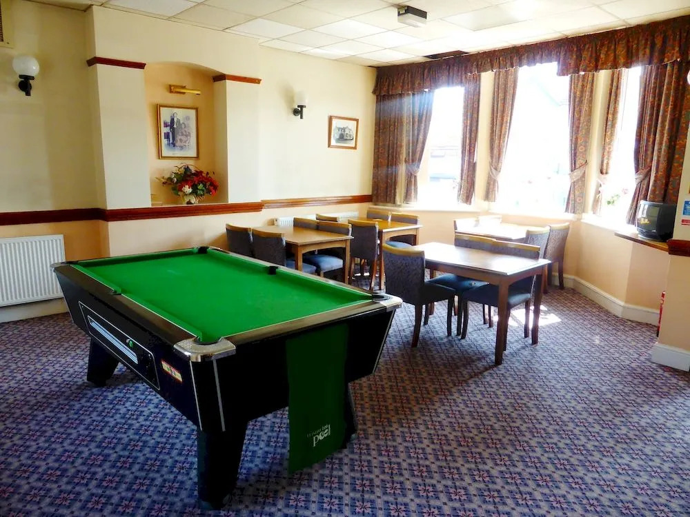 Hotel Dinara