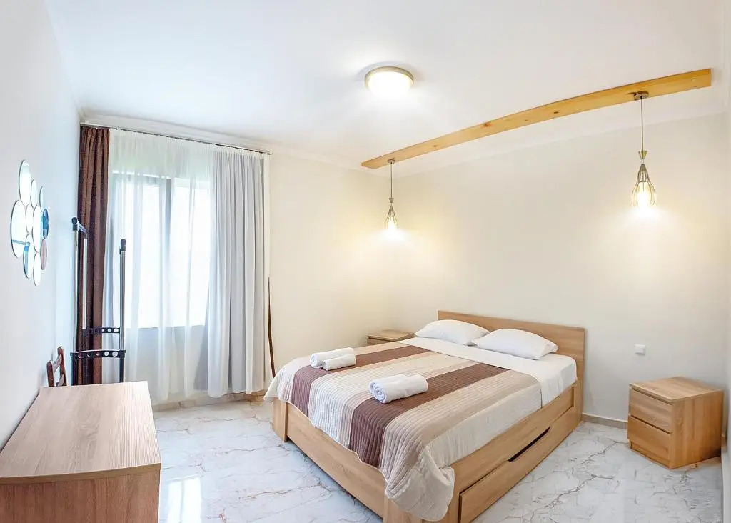 Hotel Mandarinebi