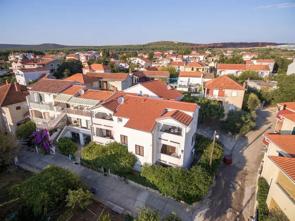 Apartments Josip