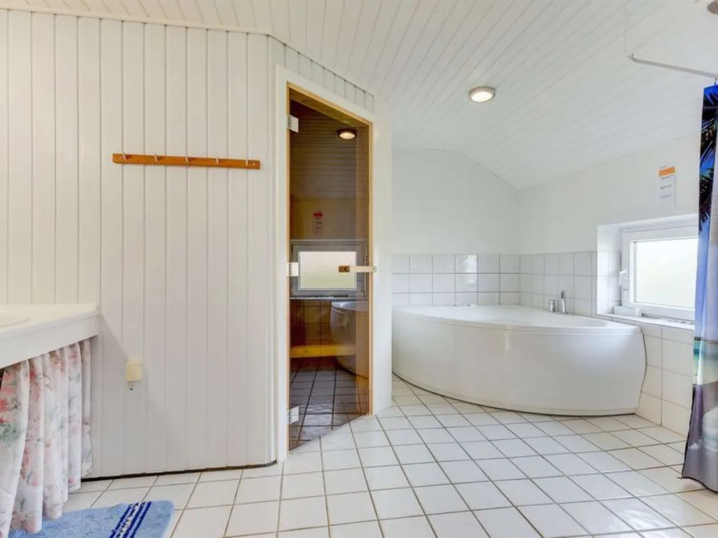 "Theis" - 930m from the sea in Western Jutland