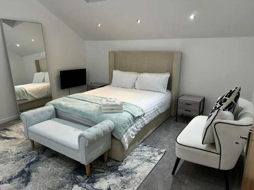 Luxury Loft Style 2 Bed Apartment Next to Excel/o2