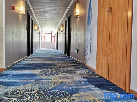 Yunjin Hotel (Ganzi Litang 318 National Road Dongcheng Branch)