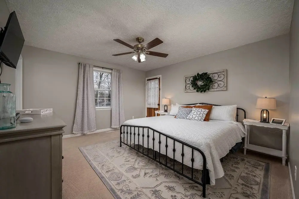 Single-story Manchester Home Close to Parks!