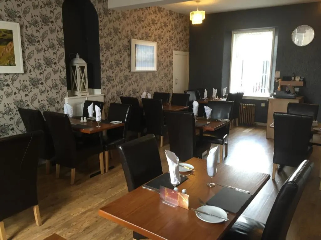 The Davron Hotel
