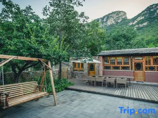Huanglu Huakai Homestay (Zhoukoudian Youlanshan Scenic Area)