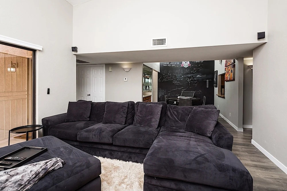 South Scottsdale Townhome - 2 Bedroom
