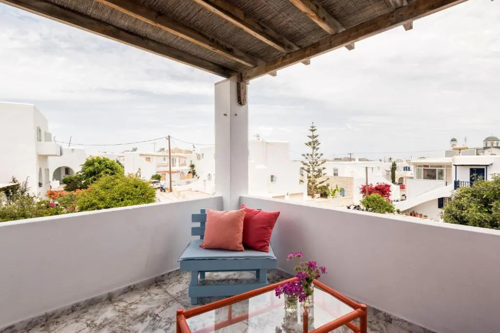 Menta I in the heart of Naousafree parkingParos