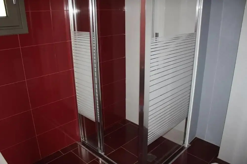 260sqm villa in Loutraki with a sea view