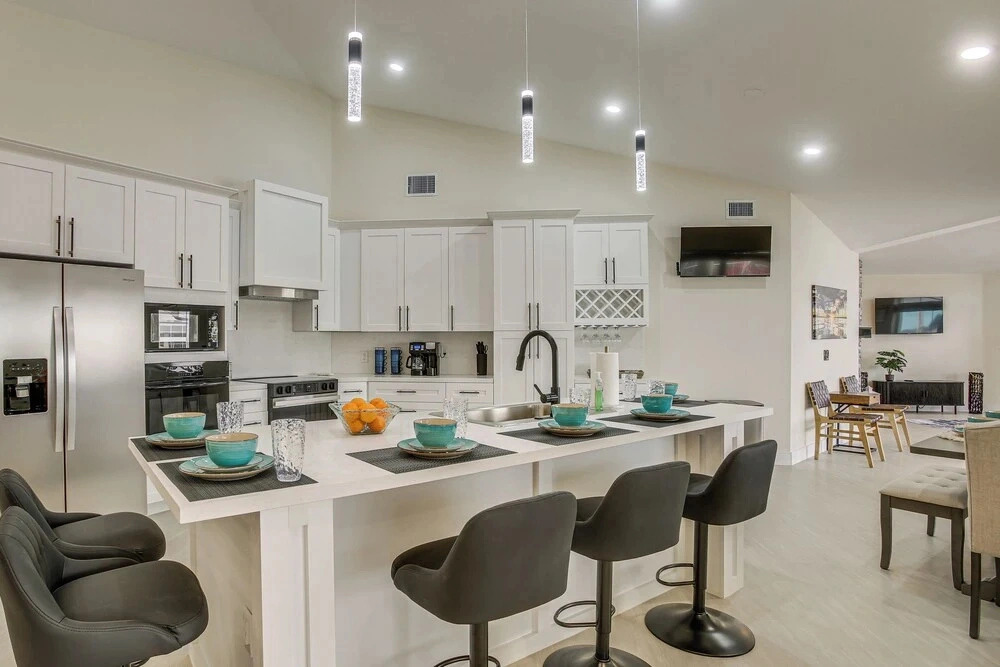 Direct Gulf Access Oasis w/ Hot Tub w/ Pool Table