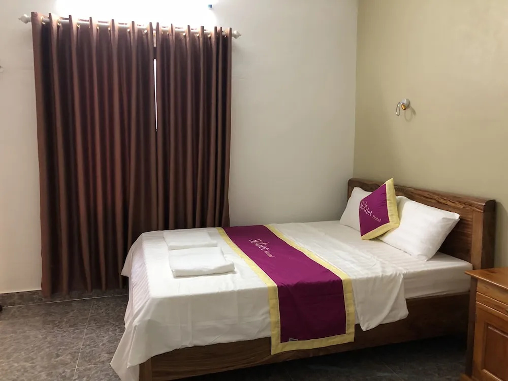 Starlet Hotel Phong Nha