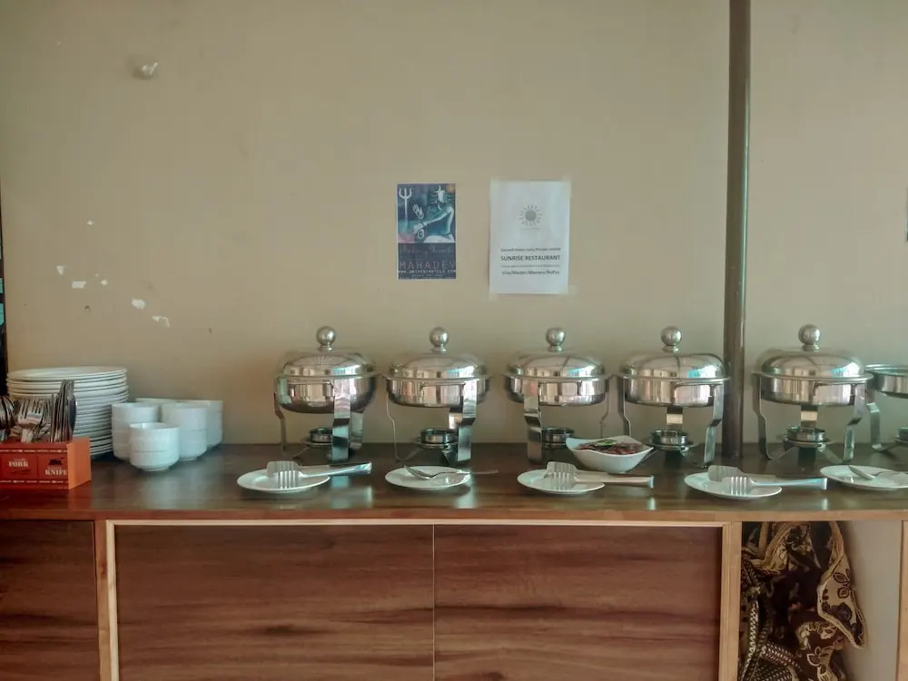 Dwivedi Hotels Hotel Elena