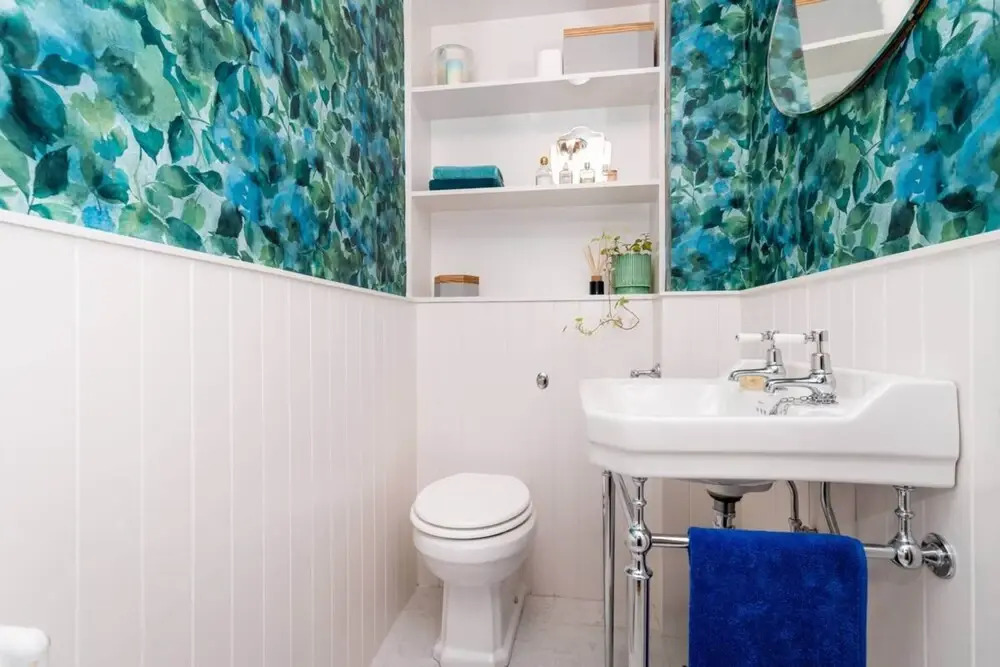 Eclectic 1 Bedroom Apartment in Edinburgh, New Town