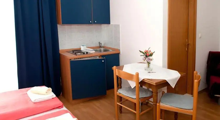 Marko Apartments