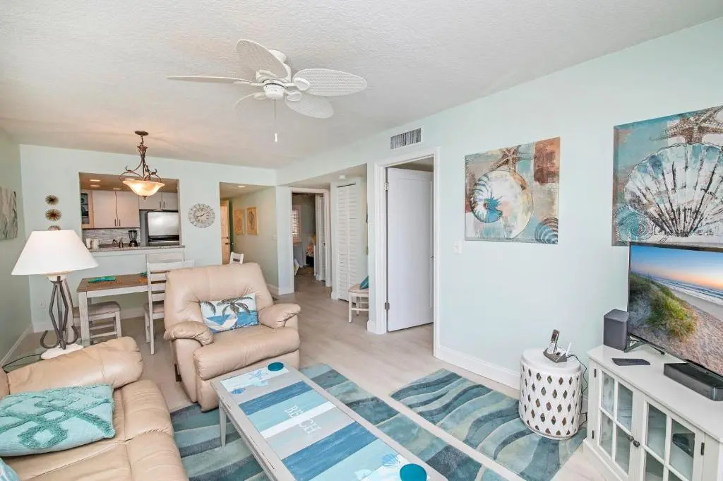8202 Near Ocean 2nd Floor SE