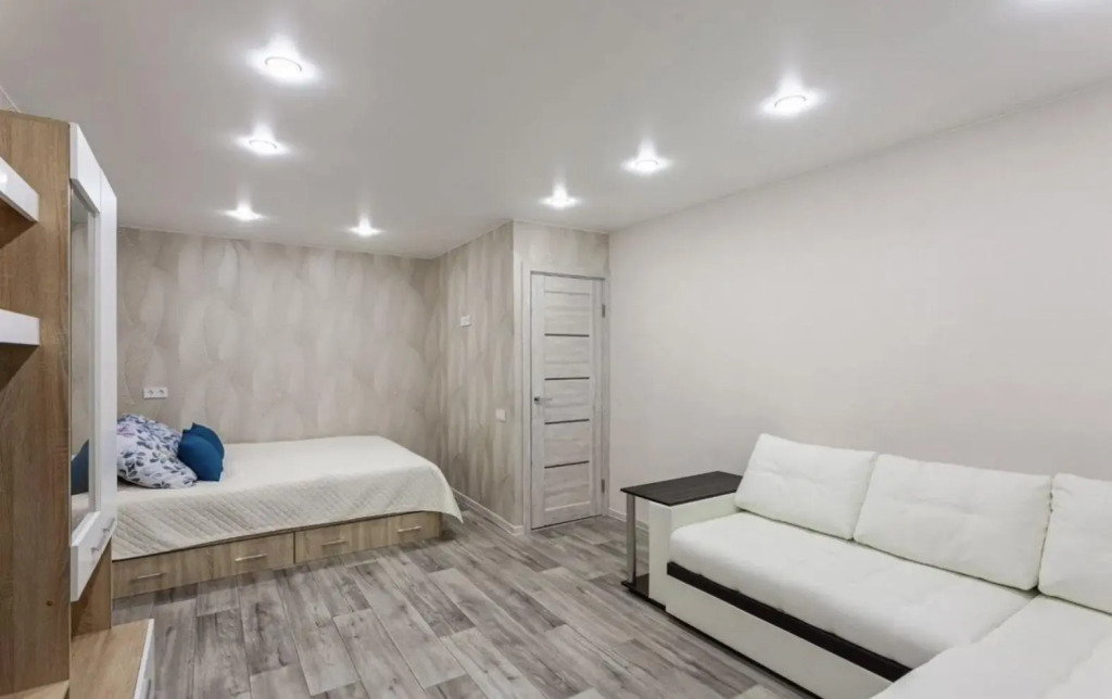 Moment House  на Твардовского 6к2