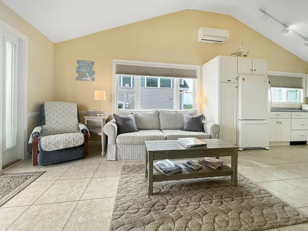 Seascapes - W153 Fantastic Condo Steps Away From Wells Beach And Town Center 2 Bedroom Home by RedAwning