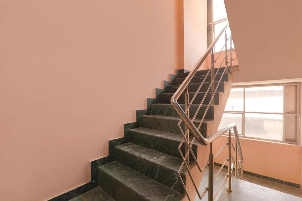 Fabhotel Gsv Inn