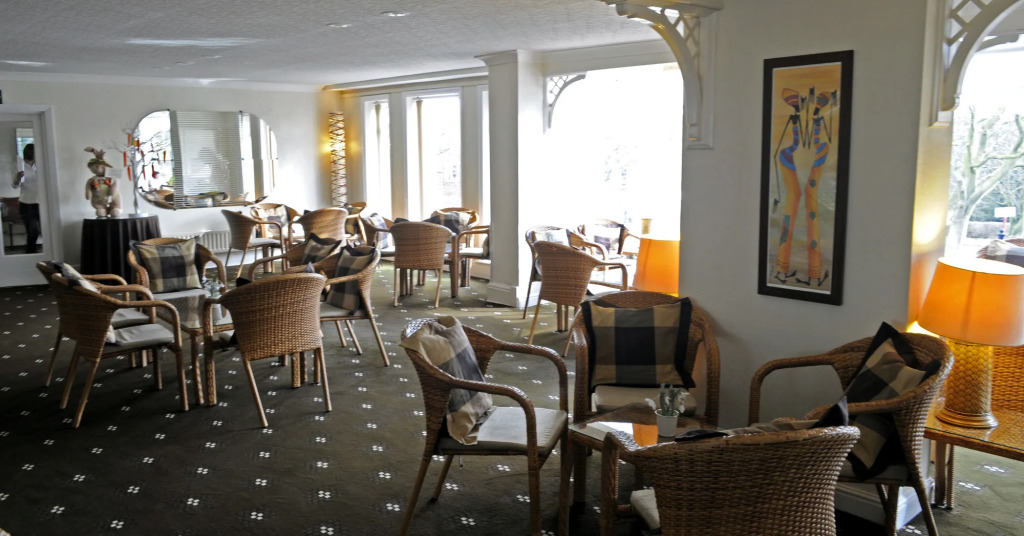 Park Manor Hotel