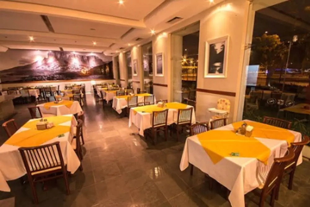 Aipana Plaza Hotel