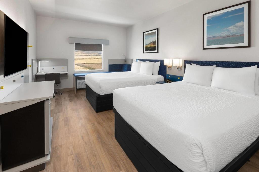 Microtel Inn & Suites By Wyndham Tooele