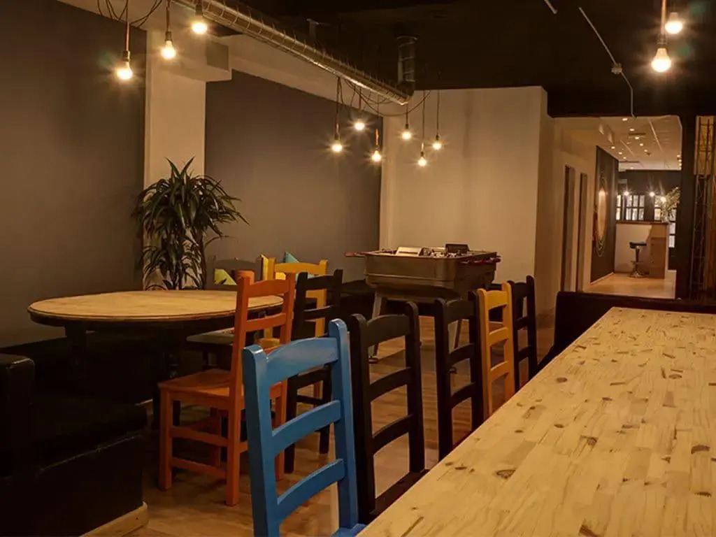 Olé Backpackers Hostel