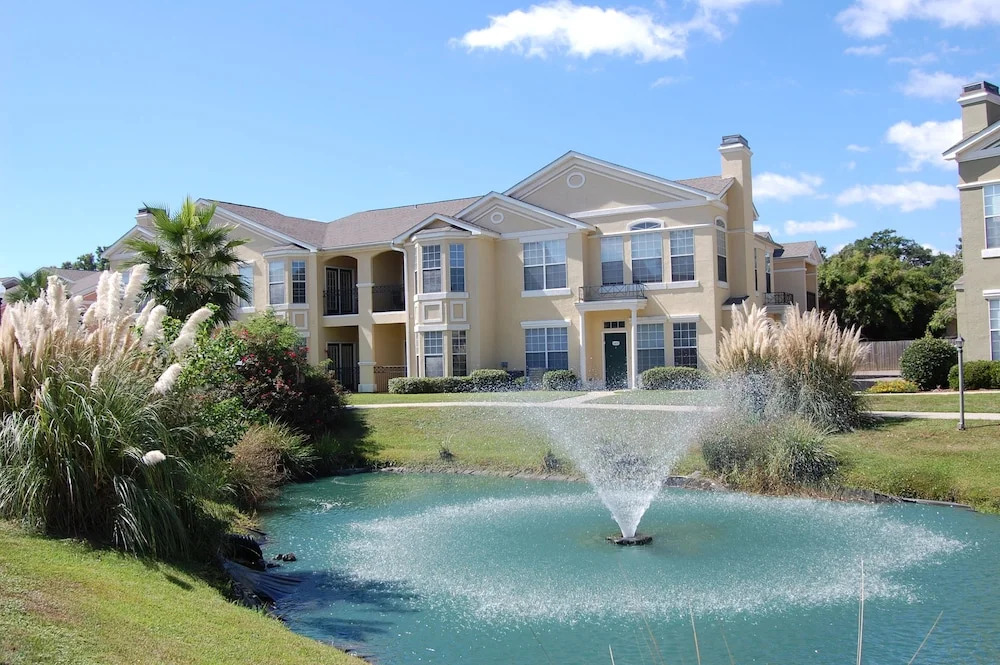 Legacy Villa 1601 2 Bedrooms 2 Bathrooms Condo