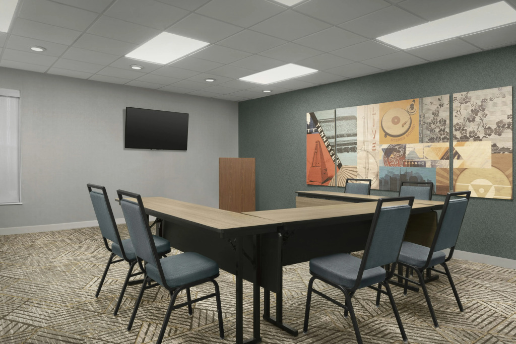 Homewood Suites Nashville Airport