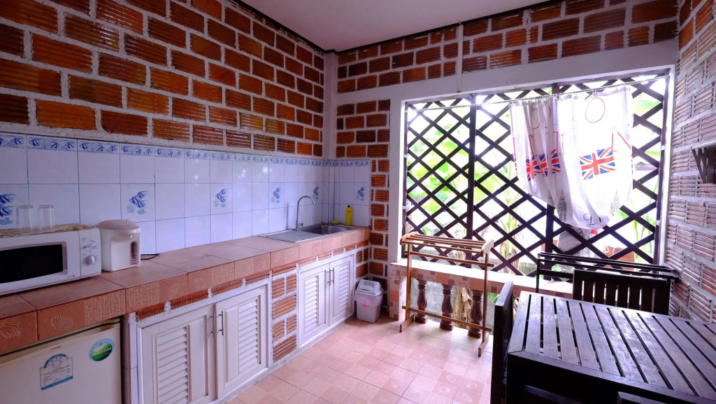 Baan Kwan Charoen Bungalow