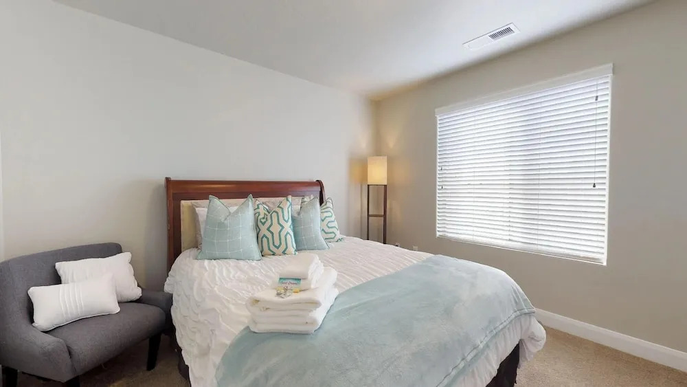 Sweet 3 Bedroom Apts
