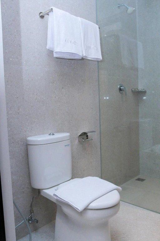 Eno Front One Hotel Semarang