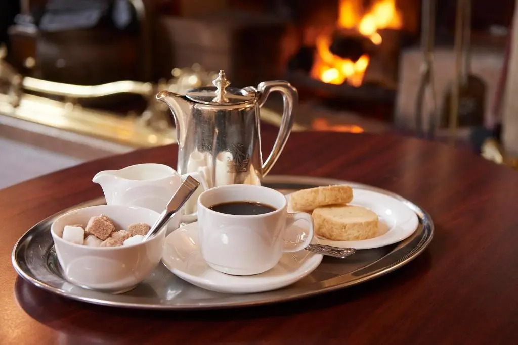 Royal Marine Hotel, by Highland Coast Hotels