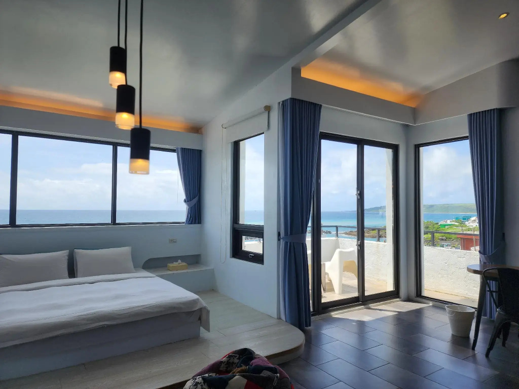 Whilom SeaShoreHotel
