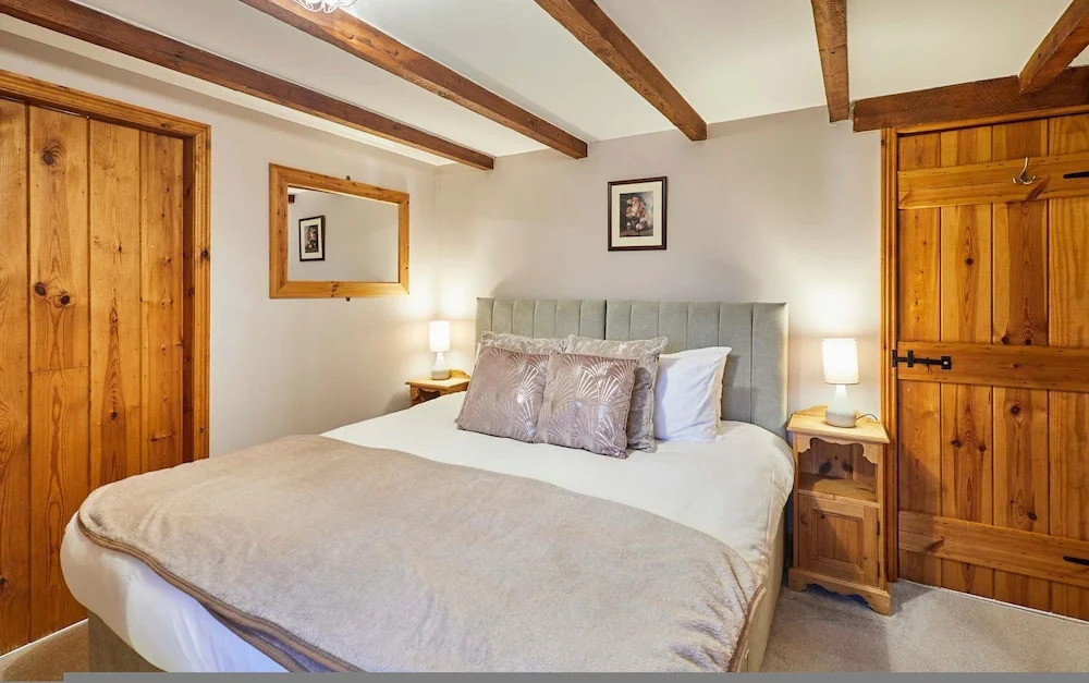 Host Stay Mill House Brid