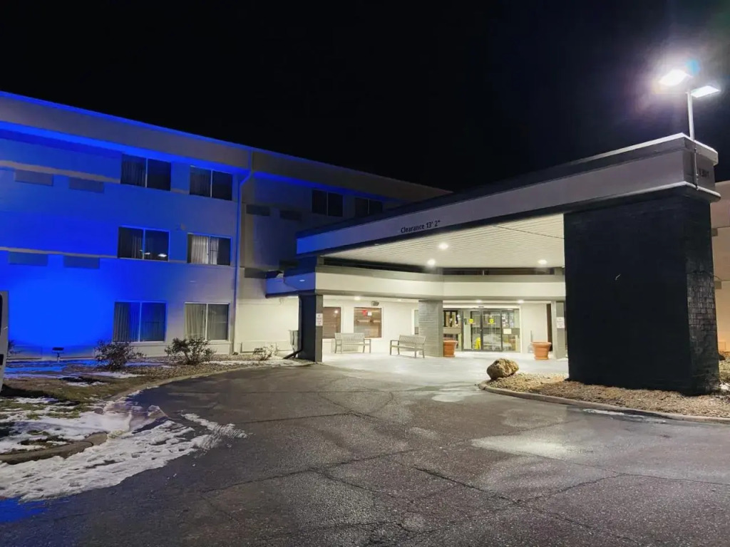 Hampton Inn Lincoln Airport I8