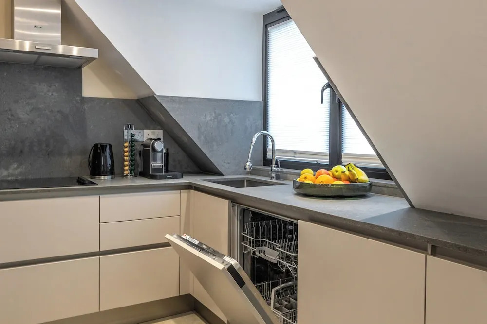 Apartment - Sleeps 4 & Free Parking