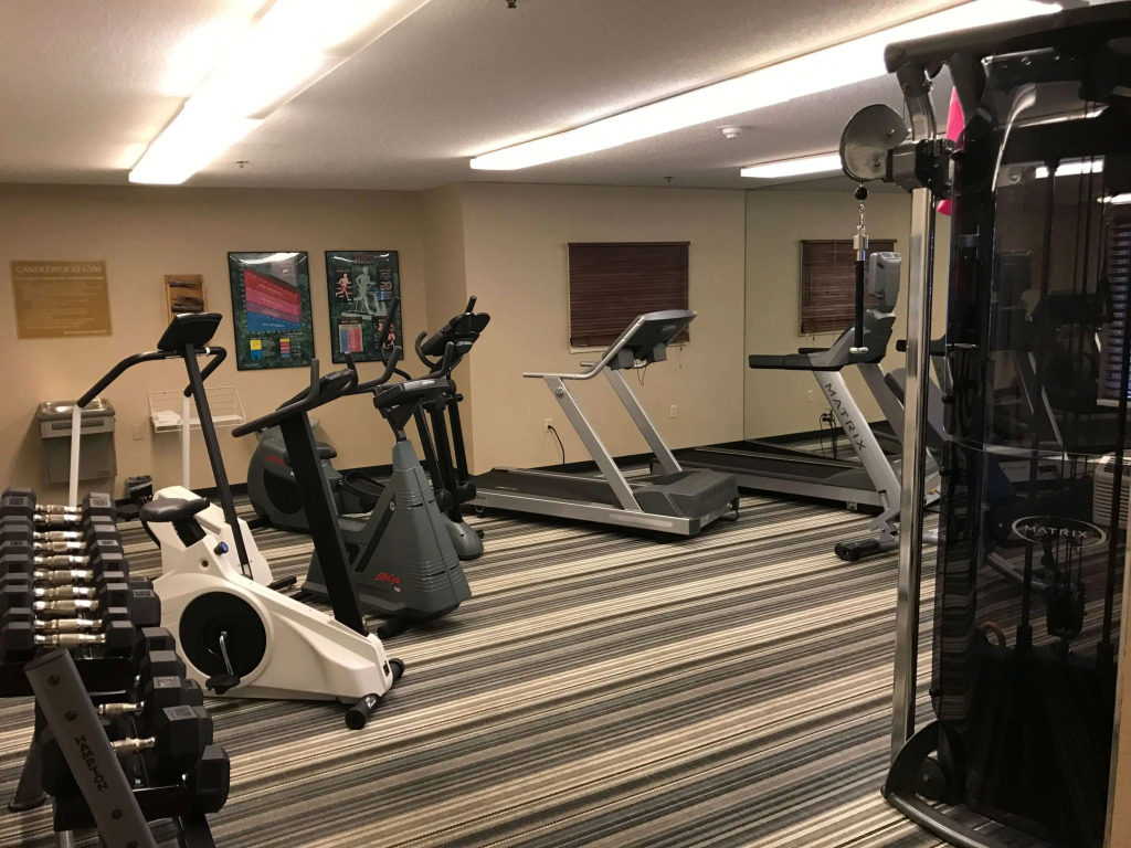 Sonesta Simply Suites Naperville Warrenville