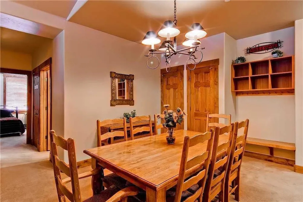 2208 Timberline Lodge, Trappeur's Crossing Apartment 4