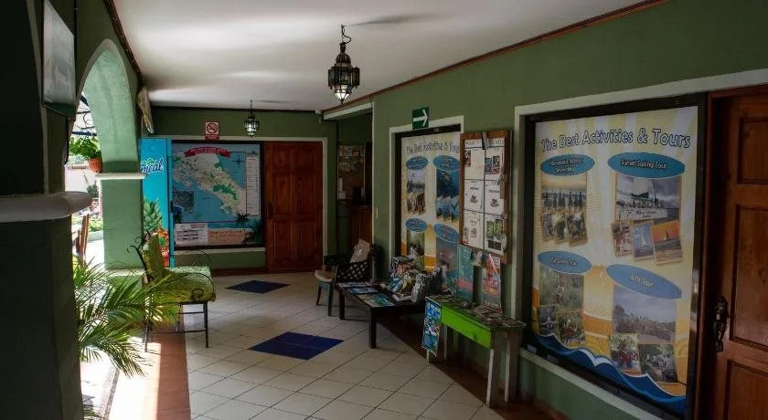 Tamarindo Hostel Resort