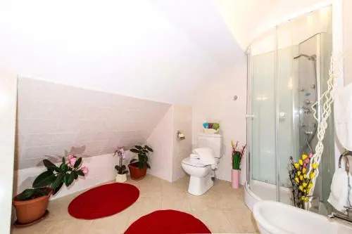 9 Suites ApartHotel
