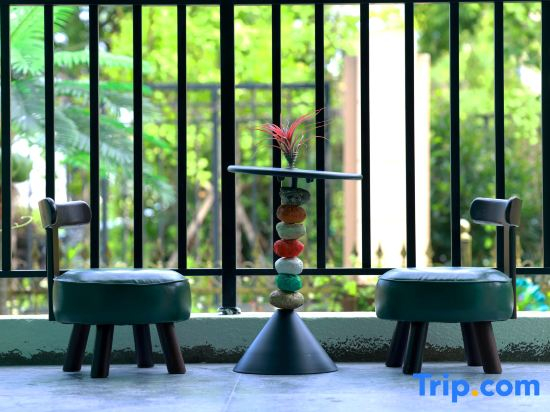 XunXi Gardens Villa · Colorful Retro Style·Camping Tent Holiday B&B