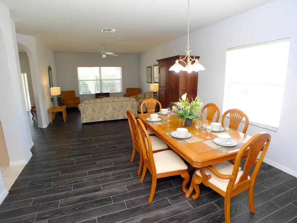 5 Bed Resort Home In Gated Community 188