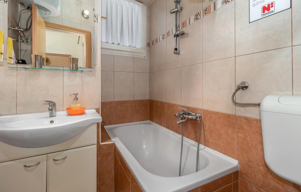 Cozy Home In Crikvenica With Wifi