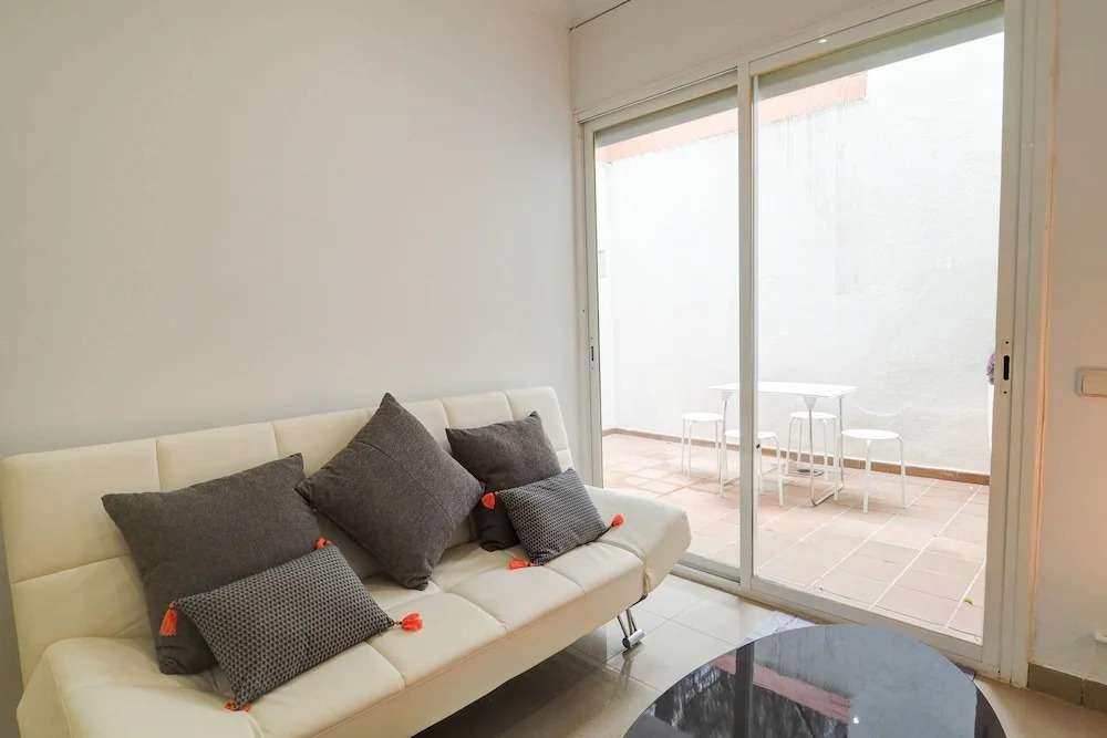 White Center Apartment by Hello Apartments Sitges