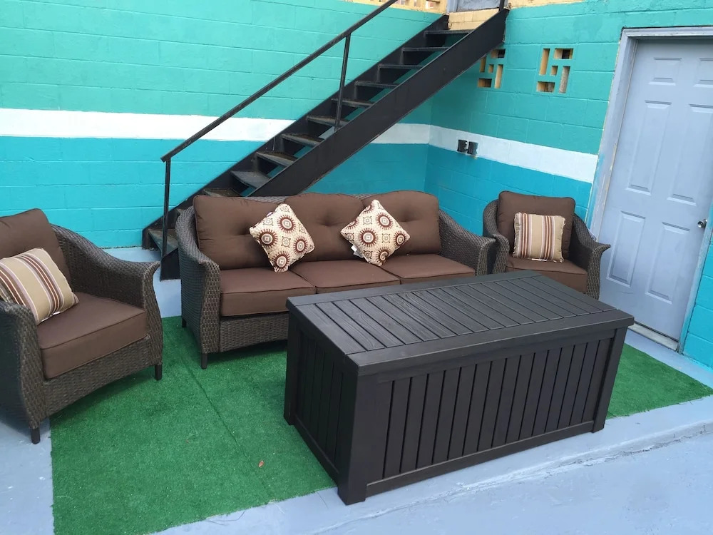 Vista Inn & Suites Beale Street