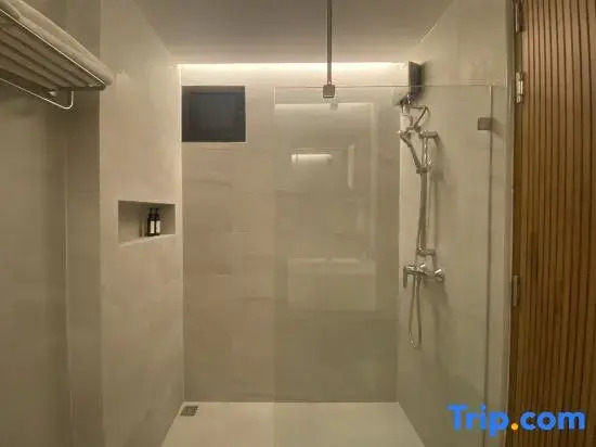 The Celestrail Check-in by Appointment Only Non-Hotel Private Apartment Onnut BTS