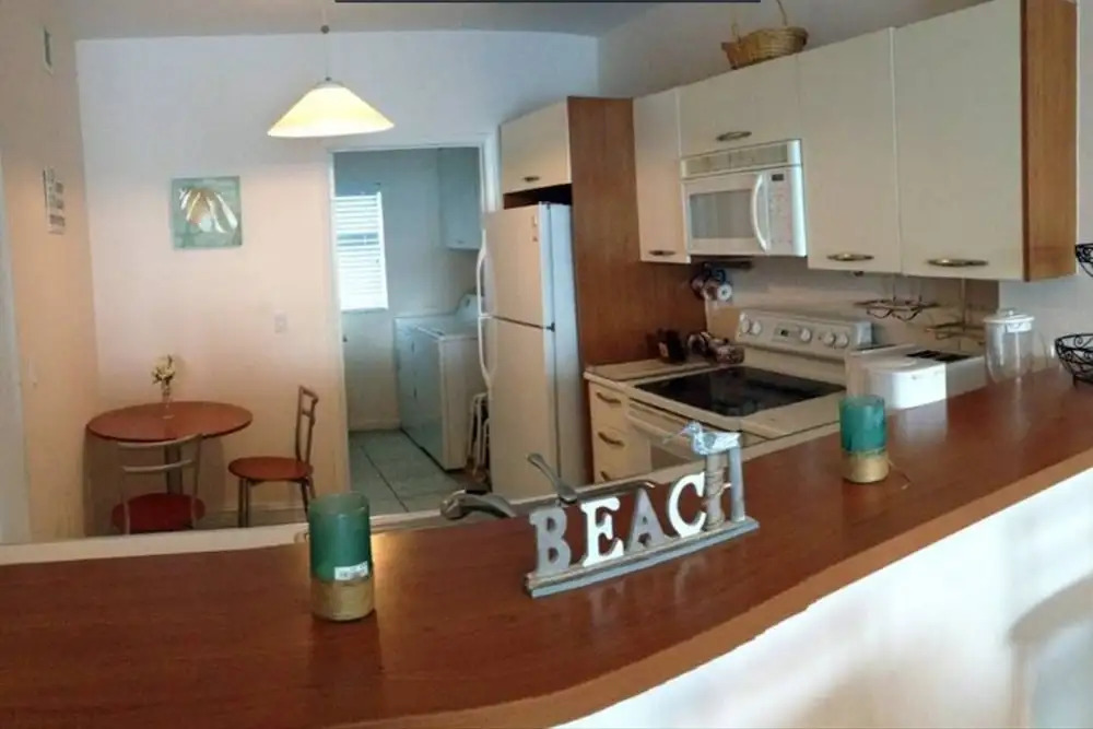 Le Marina Bay 1003 by Go Florida Condo, Sunny Isles
