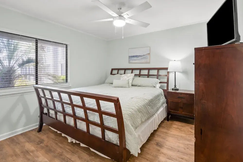 Sea Cloisters 102f 2 Bedroom Condo