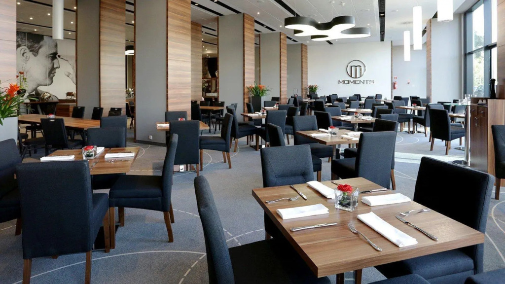 Warsaw Plaza Hotel
