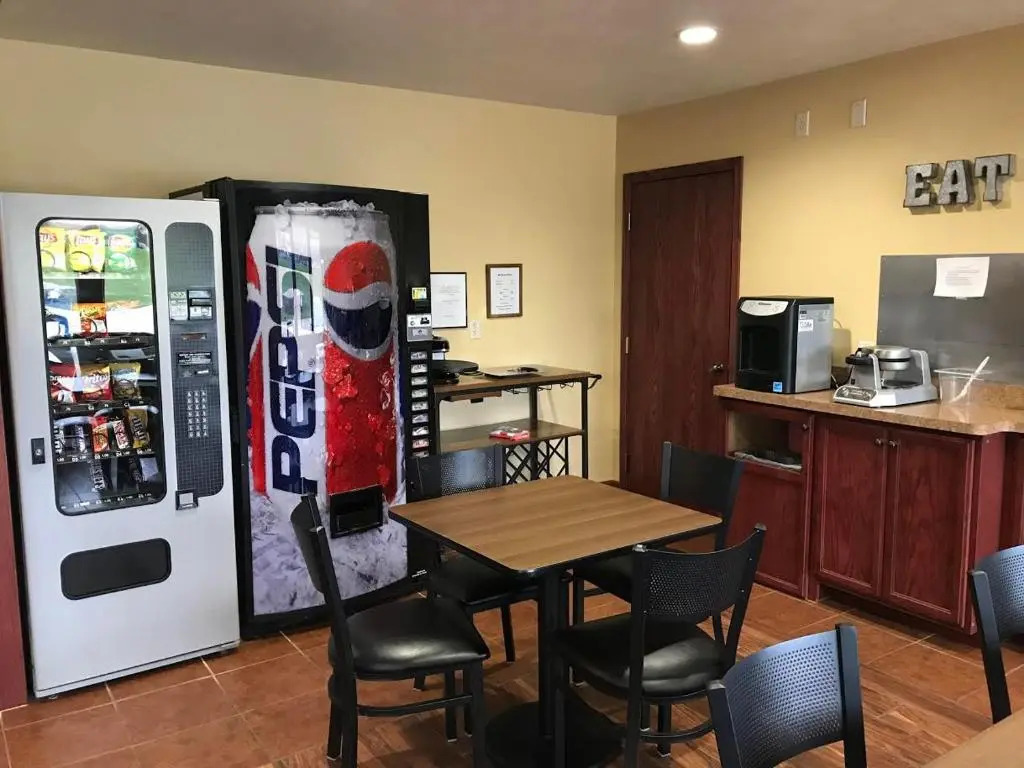 Heartland Hotel & Suites